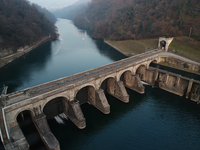 voda v přehradě