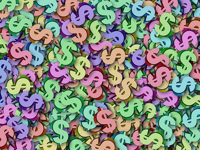 symboly dolarů